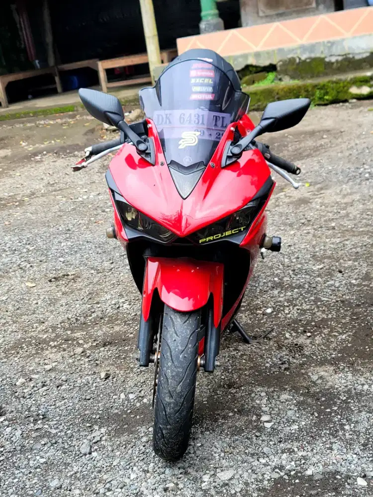 R25 jual siapa cepat dia dapat jual karna mau berangkat jauh