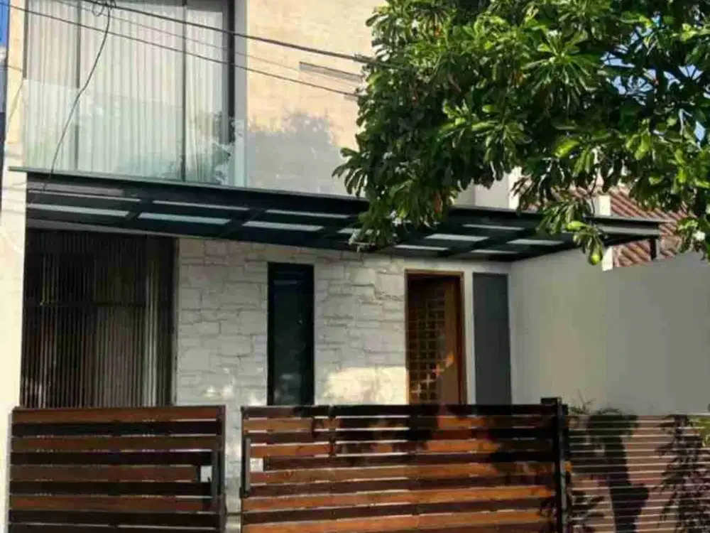 Rumah Araya Super Sale dekat Galaxy Mall Surabaya