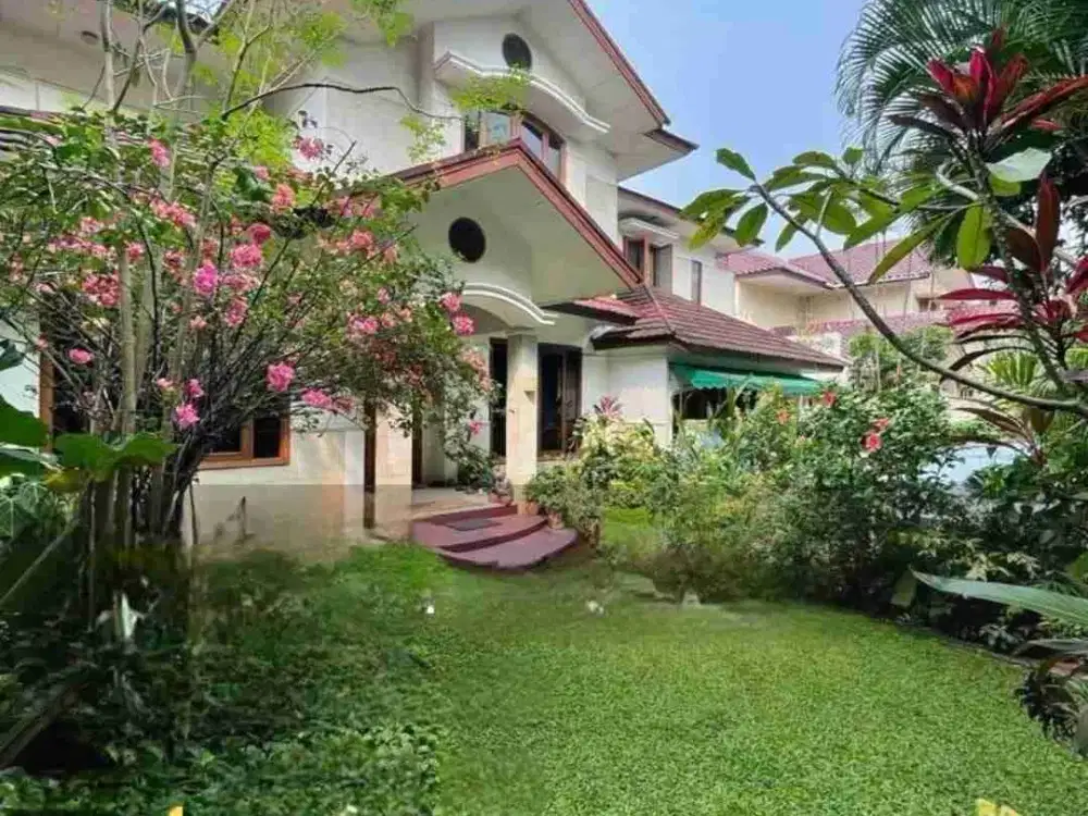 rumah Siap huni lingkungan bagus di ampera kemang Jakarta selatan