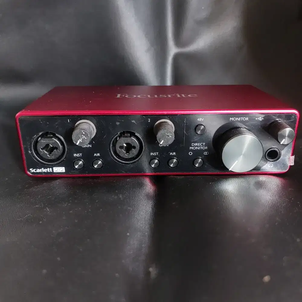 Focusrite 2i2 second (bekas)