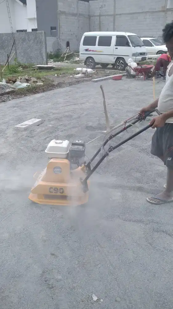 Stemper kuda meratakan tanah mesin giling 1 ton