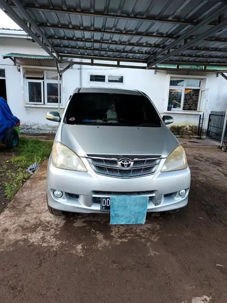 Jual Mobil Bekas Toyota Avanza