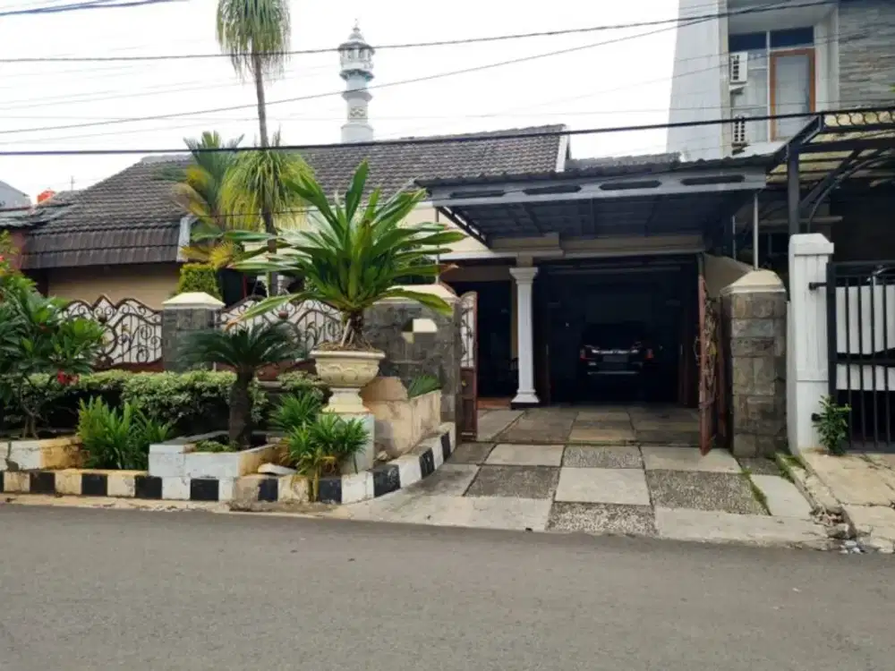Rumah Siap Huni Luas dan Asri di Kavling DKI Pondok Kelapa Jakarta