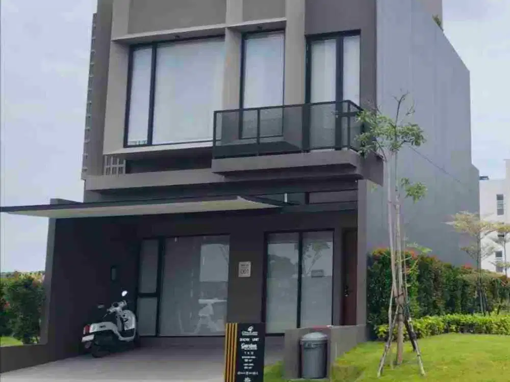 DIJUAL RUMAH CITRALAND SURABAYA
