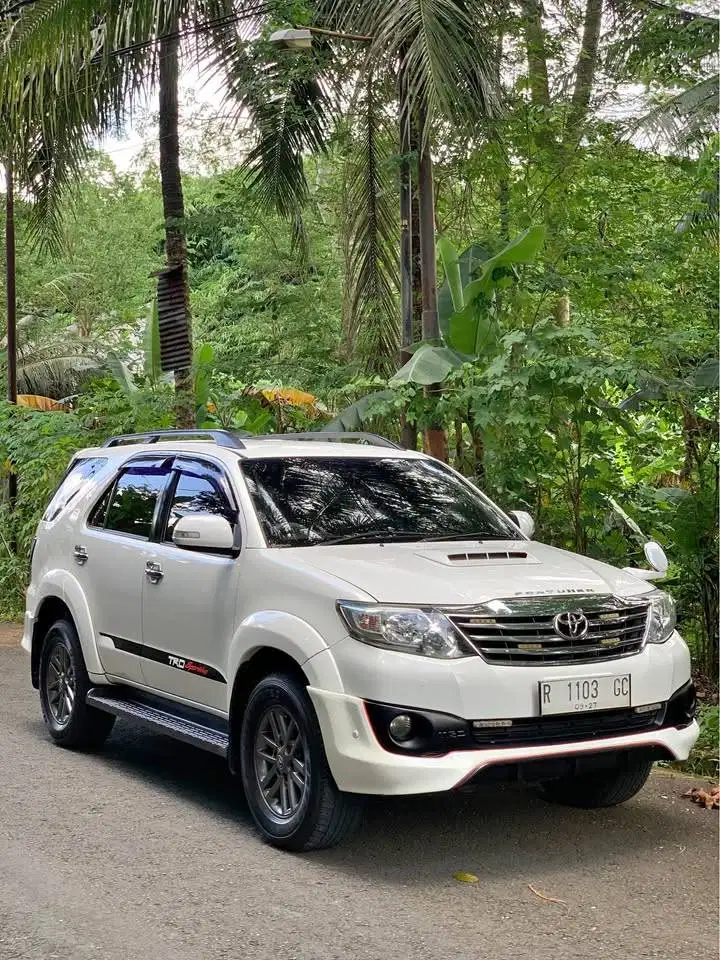 Toyota Fortuner Type G TRDS Diesel Matic 2012 Plat R Istimewa