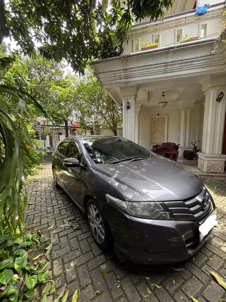 Honda City E at 2011 like new