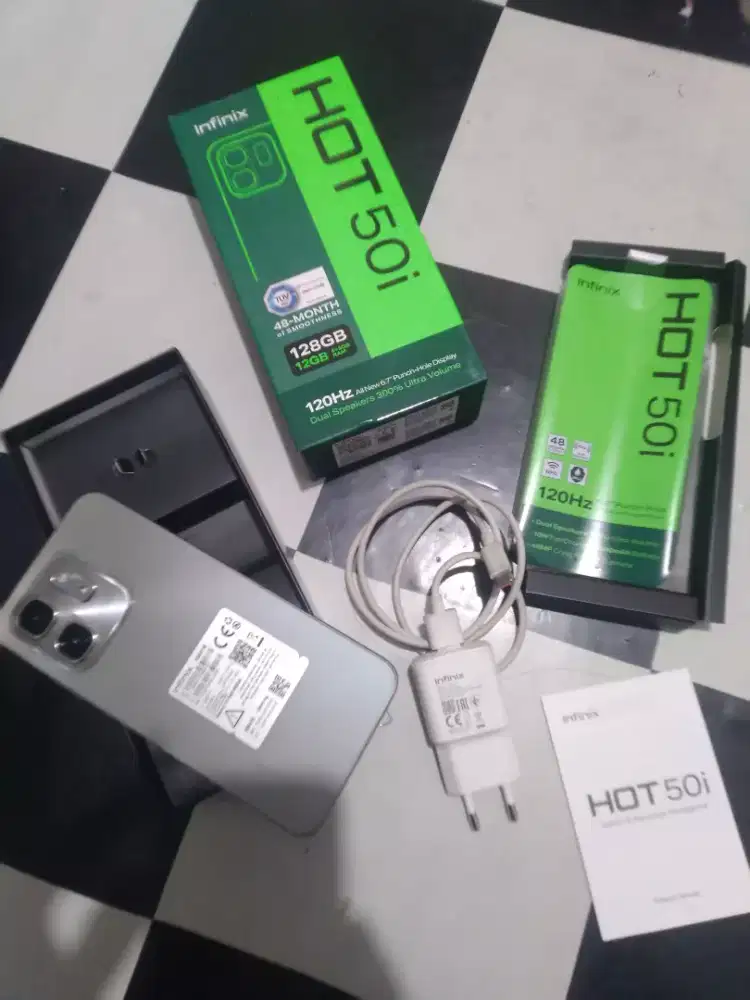 Infinix HOT 50i 6+6 / 128 GB Mulus BU
