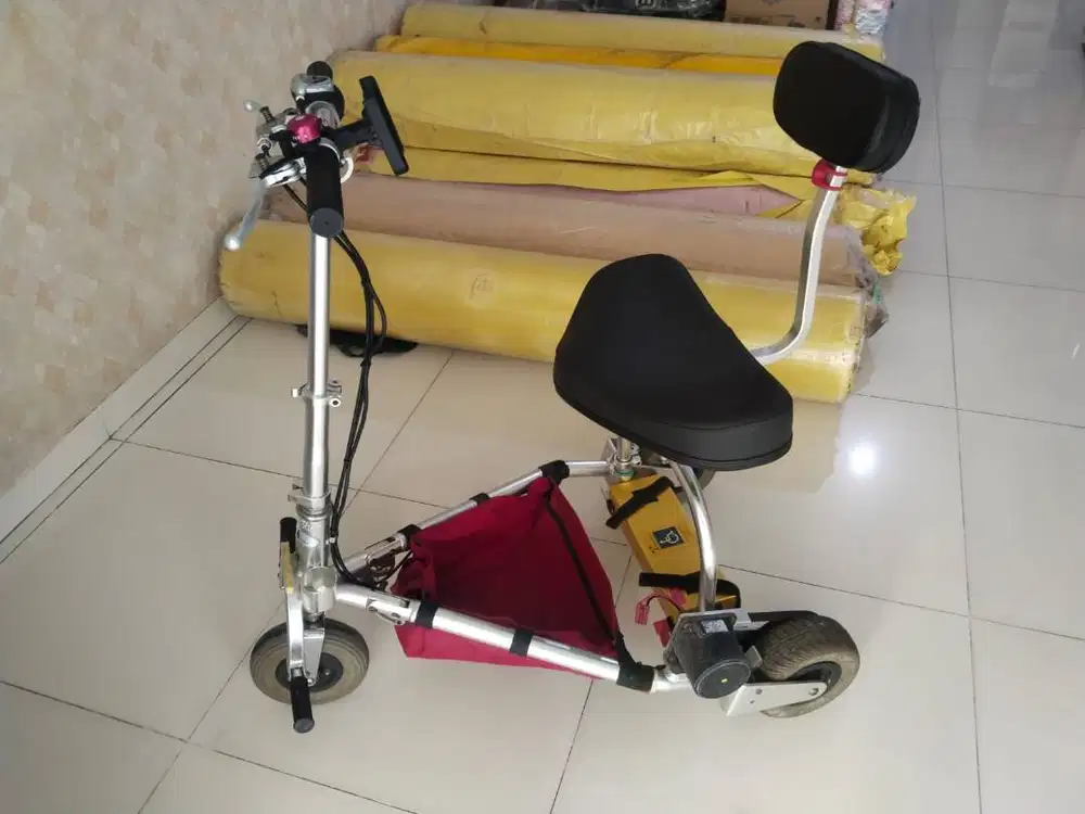 Dijual TravelScoot Deluxe 1 Portable 3-Wheel Mobility Scooter
