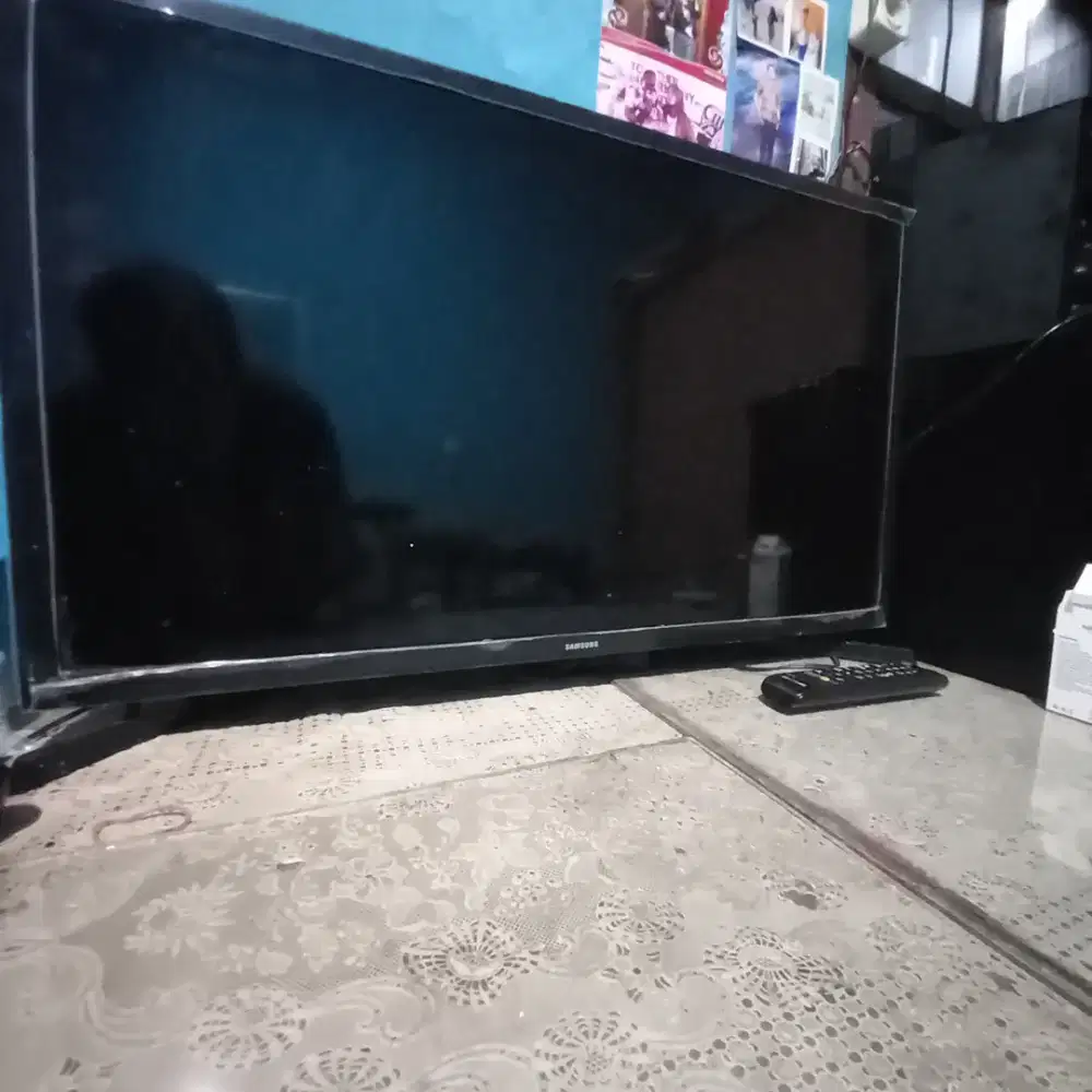 TV LED SAMSUNG 34 in