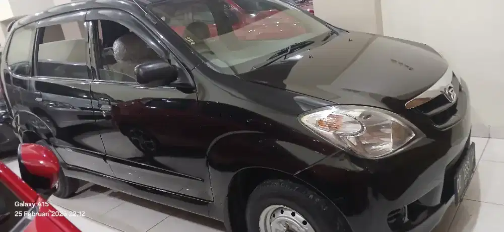 XENIA LI 2010 ISTIMEWA