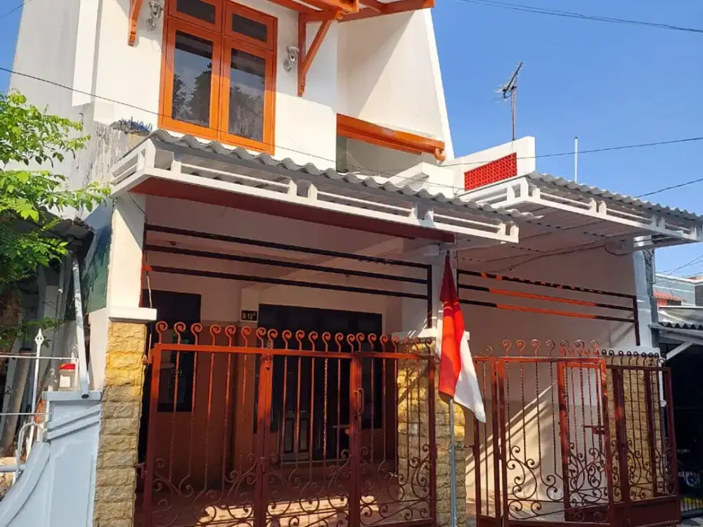 Dijual Rumah Semolowaru Elok. Sudah renovasi, siap pakai.