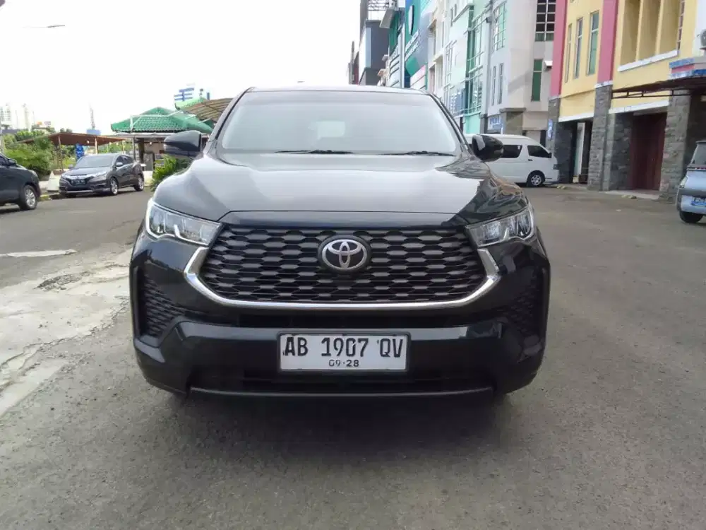 ZENIX V CVT 2023 ISTIMEWA