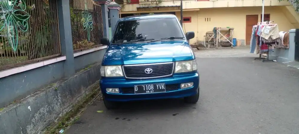 Dijual Toyota Kijang Kapsul 2002 istimewa Tipe Lx BIRU