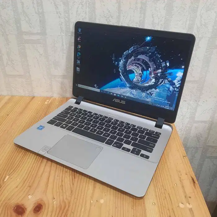 Jual Cepat Laptop Asus VivoBook A407M Bekas