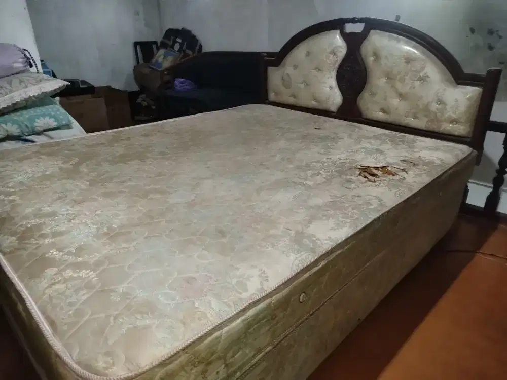 Kasur Bekas Merk Central ukuran 160 x 200