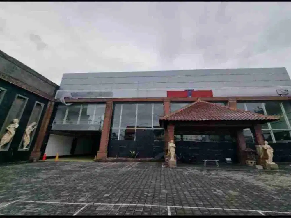 komersil eks showroom  pemecutan klod denpasar barat