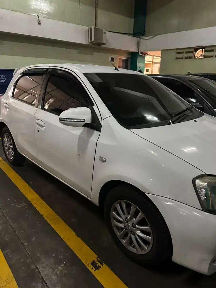 Toyota Etios Valco 2021 Bensin