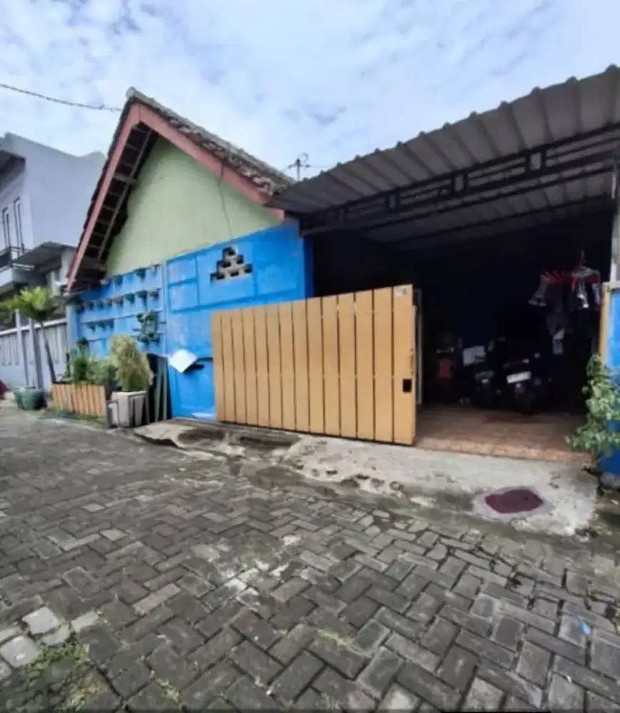 Rumah 82 utara UNS mojosongo