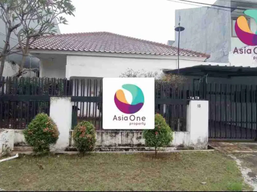 Dijual rumah besar strategis bebas banjir kayu putih