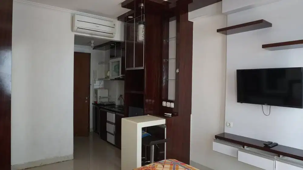 Disewakan Studio Signature Park Grande Full Furnish tanpa perantara
