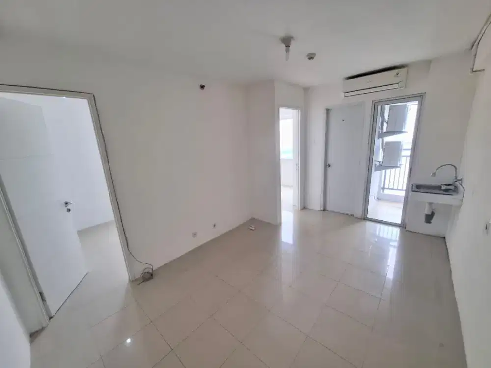 Ready Awal Maret - 2BR HOOK UNFURNISHED - Sewa Tahunan Free IPL - Bassura City