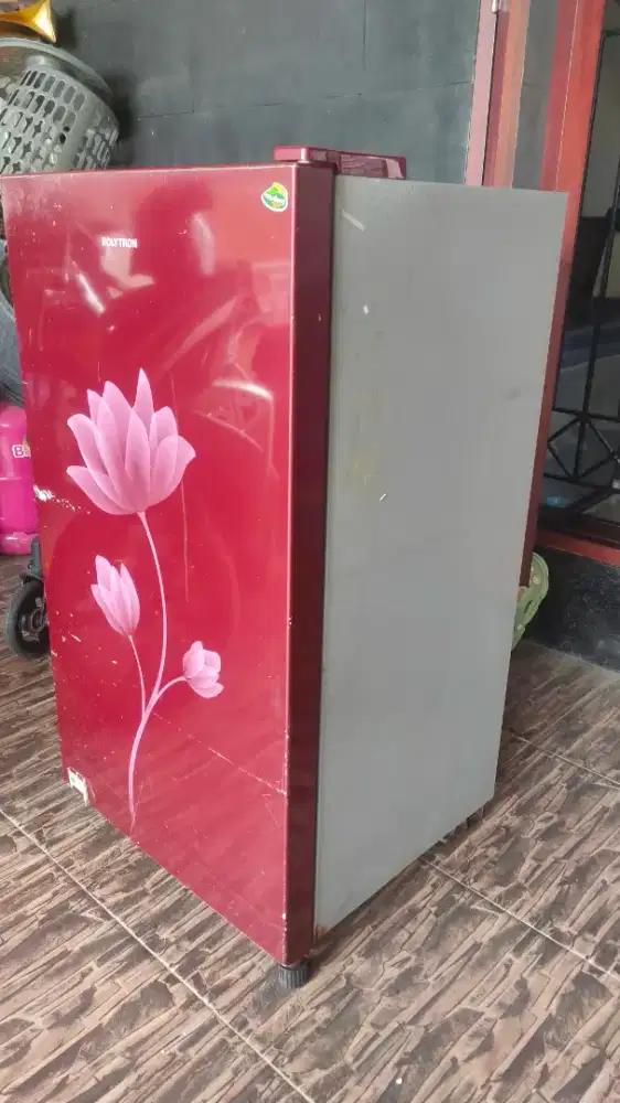 kulkas polytron 1 pintu