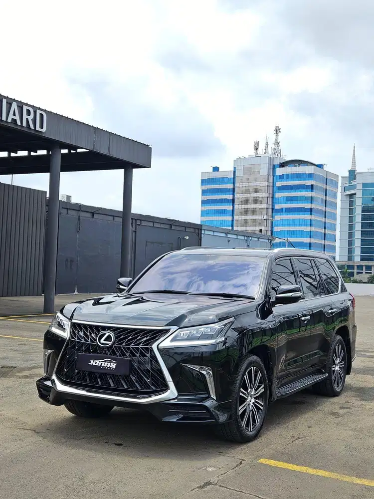 LEXUS LX570 FSPORT 2019 HITAM ANTIK