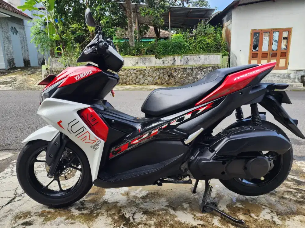 Yamaha aerox 2024