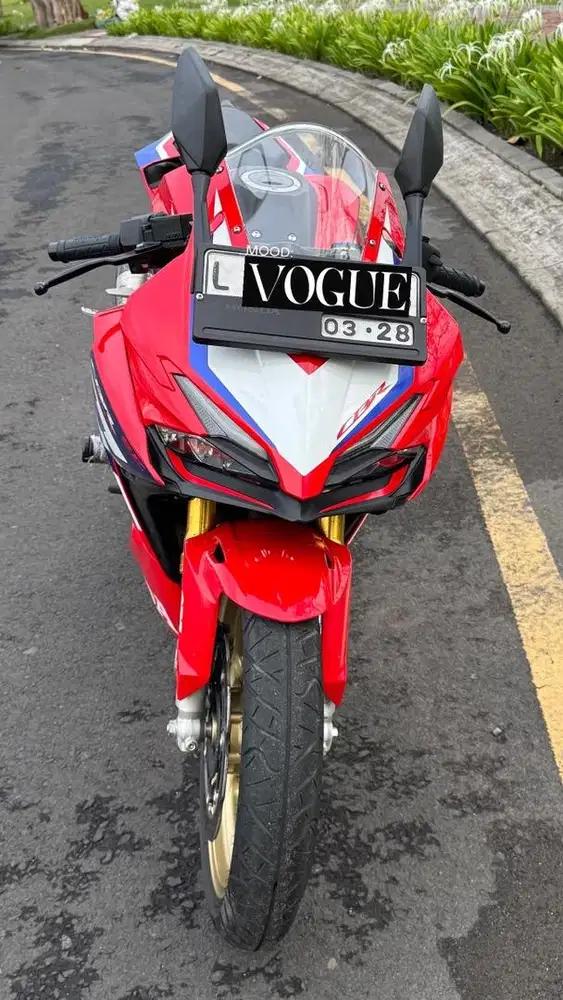 Dijual Murah CBR 250CC, KM rendah, pemakaian pribadi