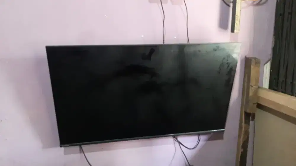 Ptv 43 inci Toshiba atau lg