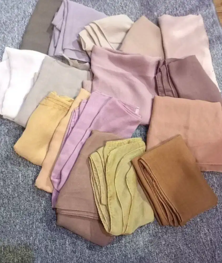 Sale 16 pcs hijab polos netral segiempat jilbab cewek muslimah
