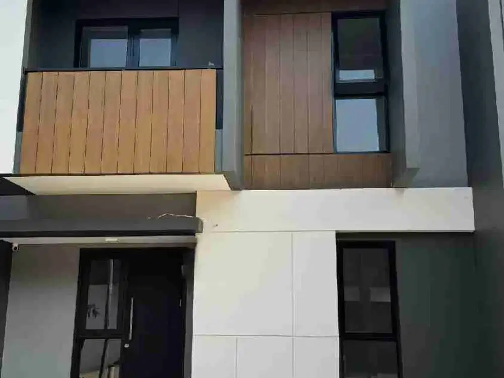 Rumah 2 Lantai Bagus Dan Siap Huni Summarecon Gading Bekasi