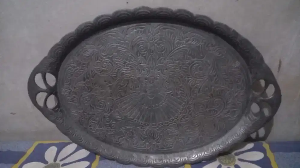 Nampan jadul lukisan ayam merak