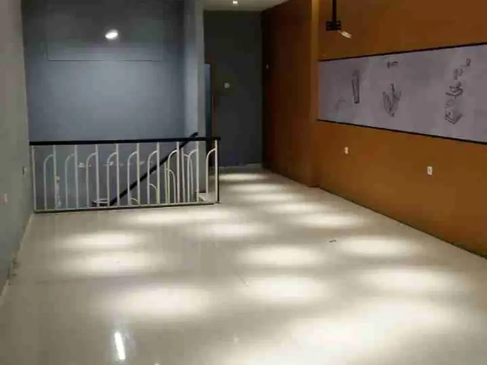 Disewakan Ruko klp Gading Boulevard ,cocok utk Kuliner, Klinik,Cafe,Kantor,dll