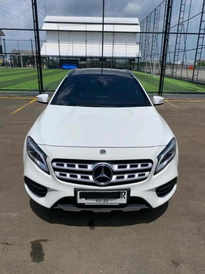 Mercedes Benz GLA200 AMG 2018