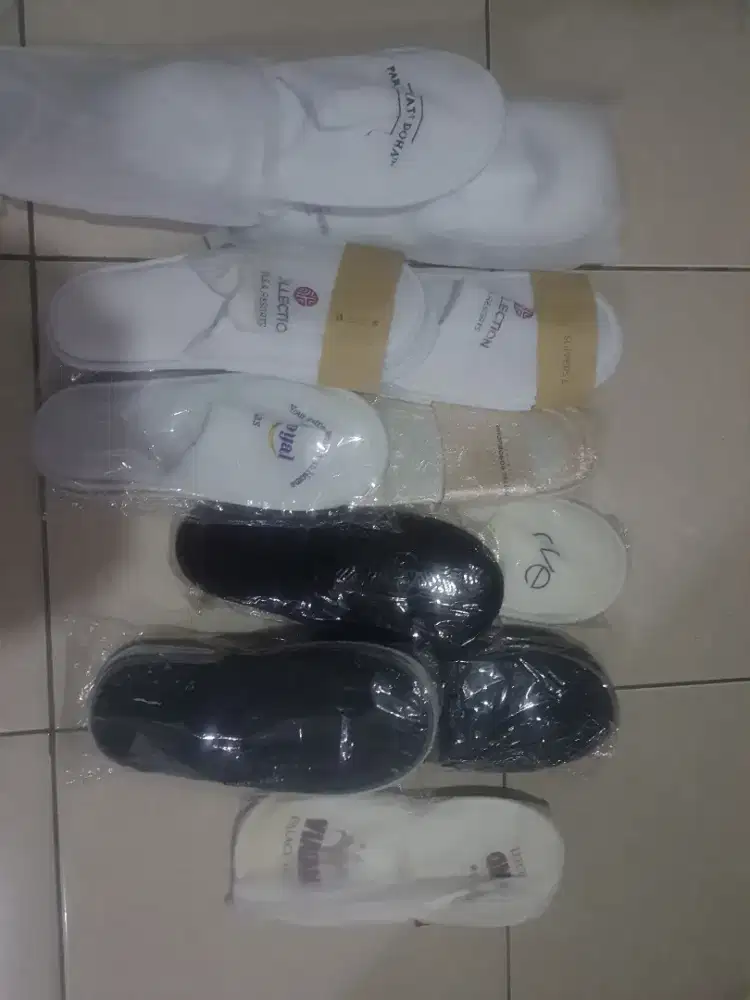 Sandal hotel koleksi beberapa negara harga satuan