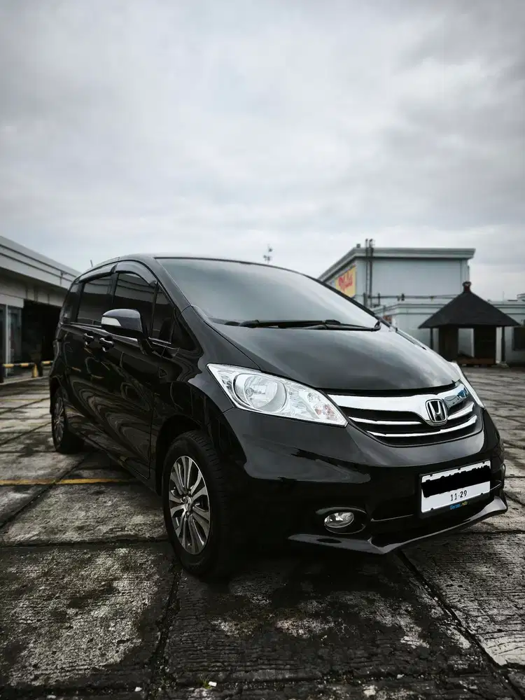 Honda Freed 1.5 SD Tahun 2014 , Good Condition