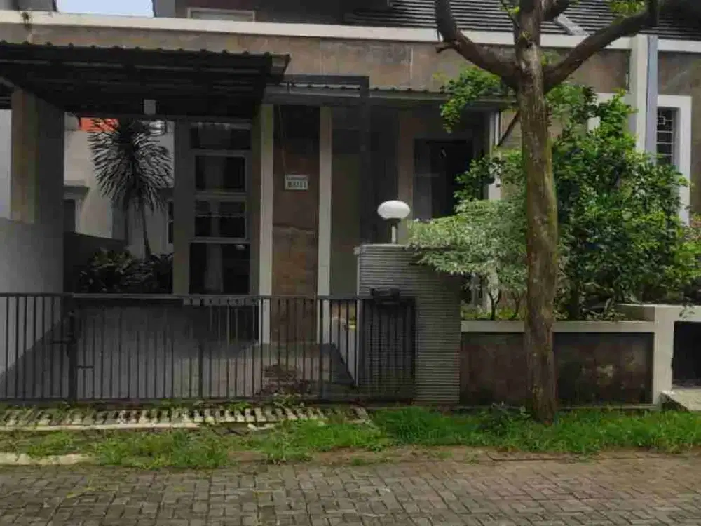 Jual Rumah Minimalis di Kawasan Elite Candi Golf