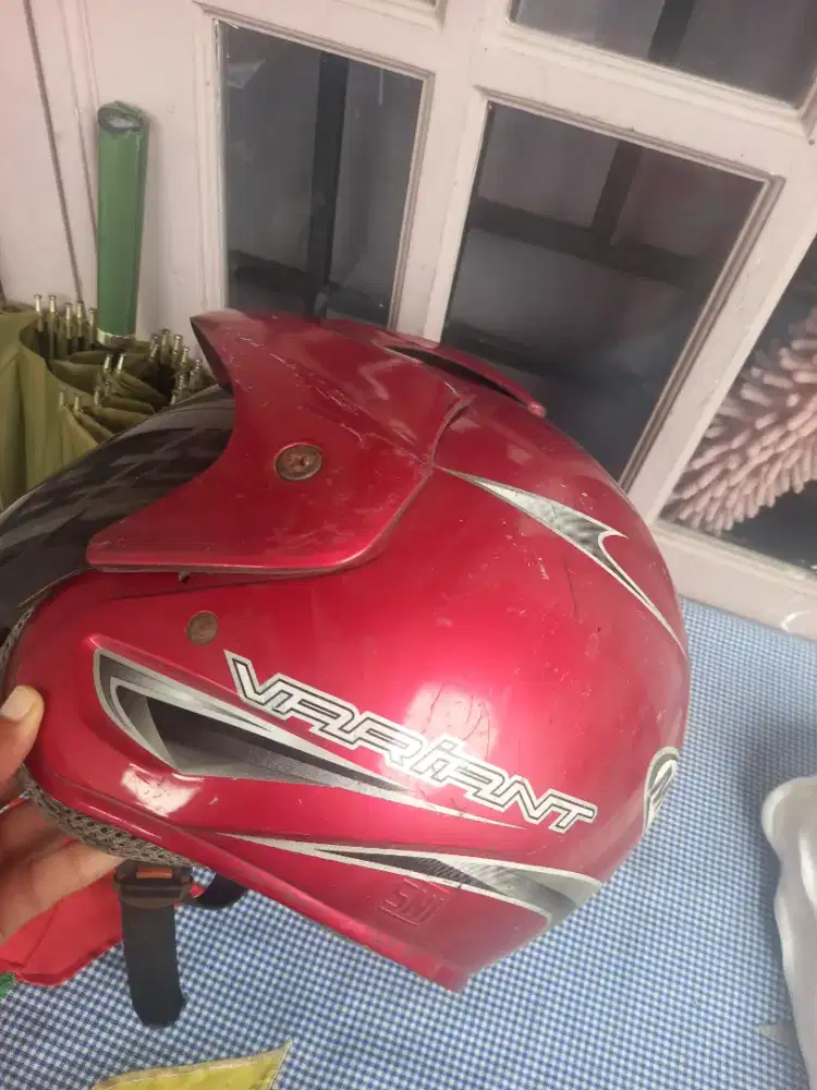 Helm dewasa bekas SNI