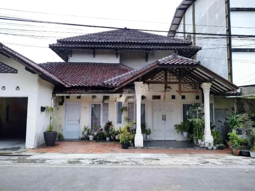 Rumah Lokasi Strategis Area Turangga Bandung