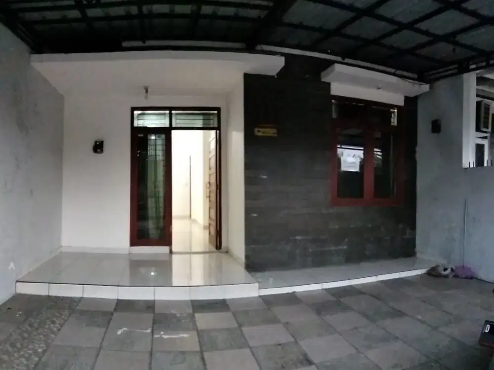 Rumah siap huni dalam komplek setra dago antapani