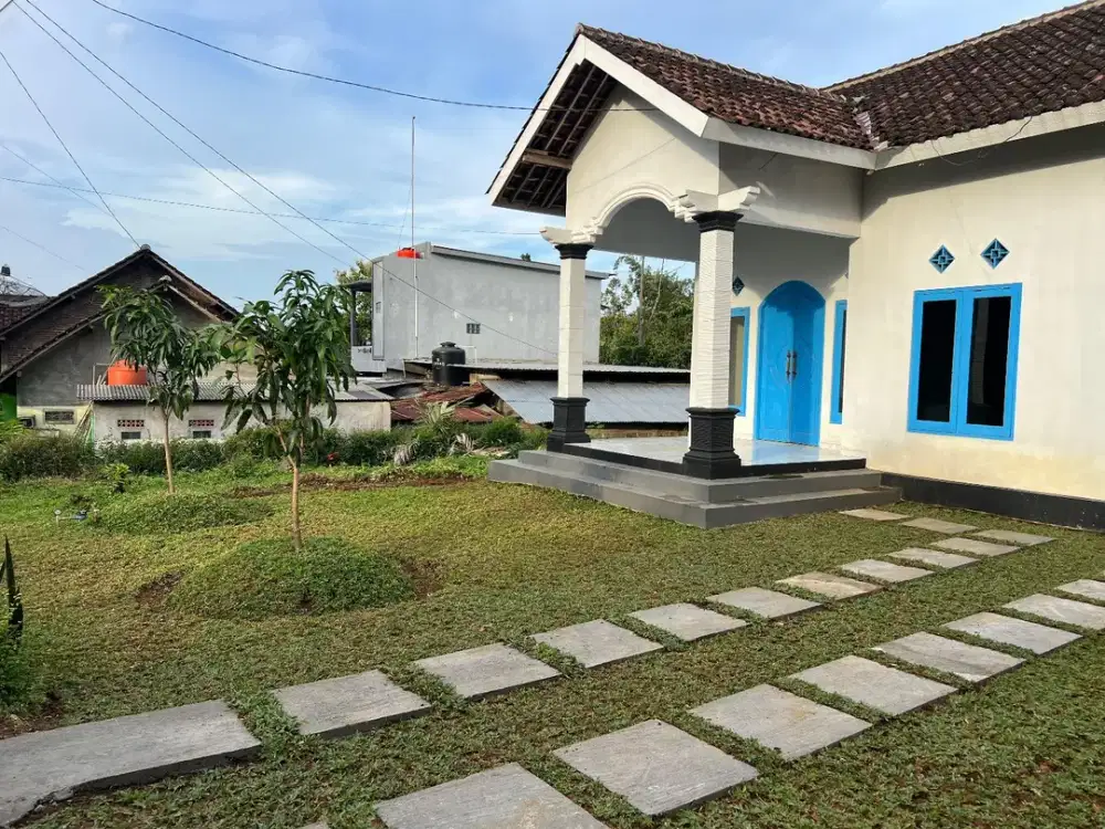 Jual Cepat Rumah 200m2 Pinggir Jalan Raya Kerjo - Sambirejo