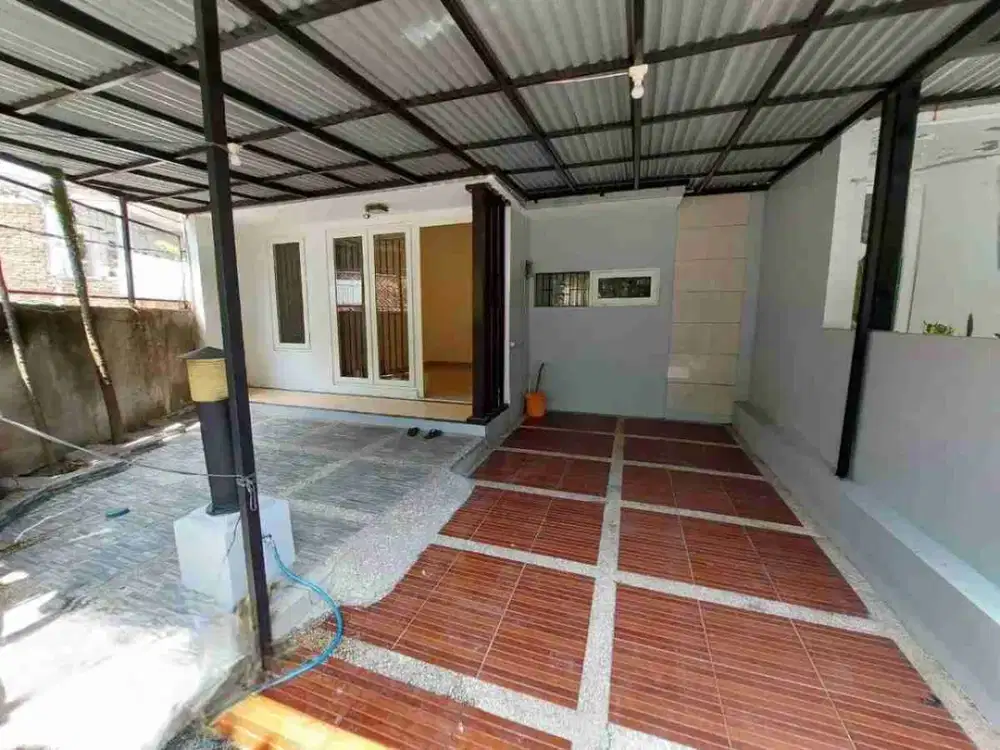 Dijual Rumah Minmalis Dalam Komplek di Cigadung Bandung