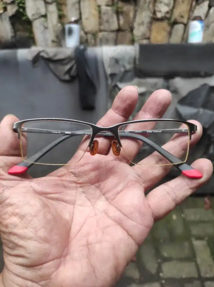 Kacamata baca merk Nikon type avanti japan made mulus no minus