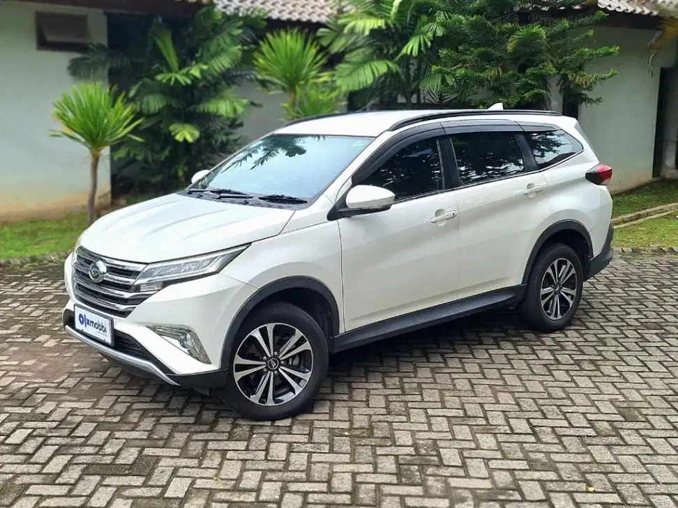DAIHATSU TERIOS 1.5 R MATIC 2018