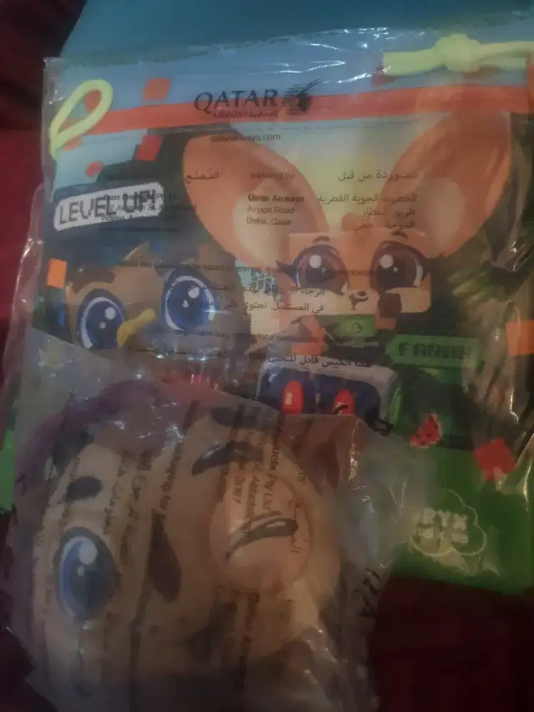 Merchandise souvenir mainan airlines