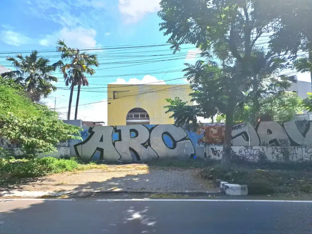 Disewakan Tanah dan Bangunan Raya MERR,  Jl.Ir. Dr. H. Soekarno