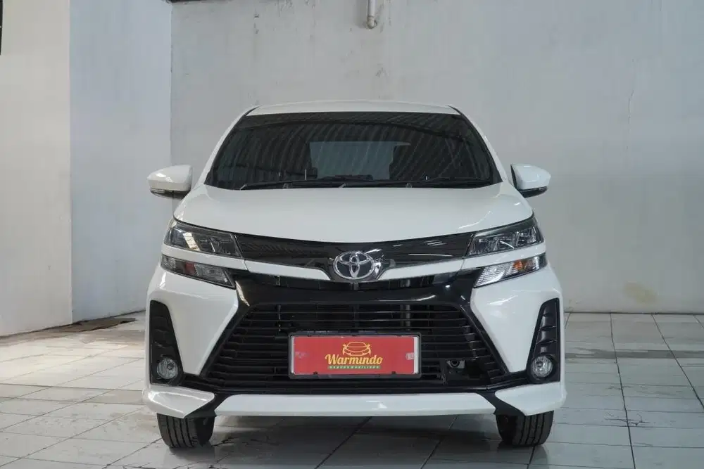Toyota Avanza Veloz 1.5 Matic tahun 2019 Putih AT DP minim 24 juta
