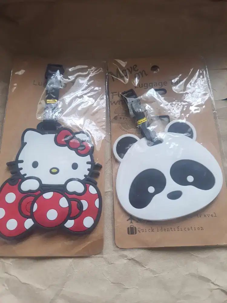 Cute luggage tag traveling