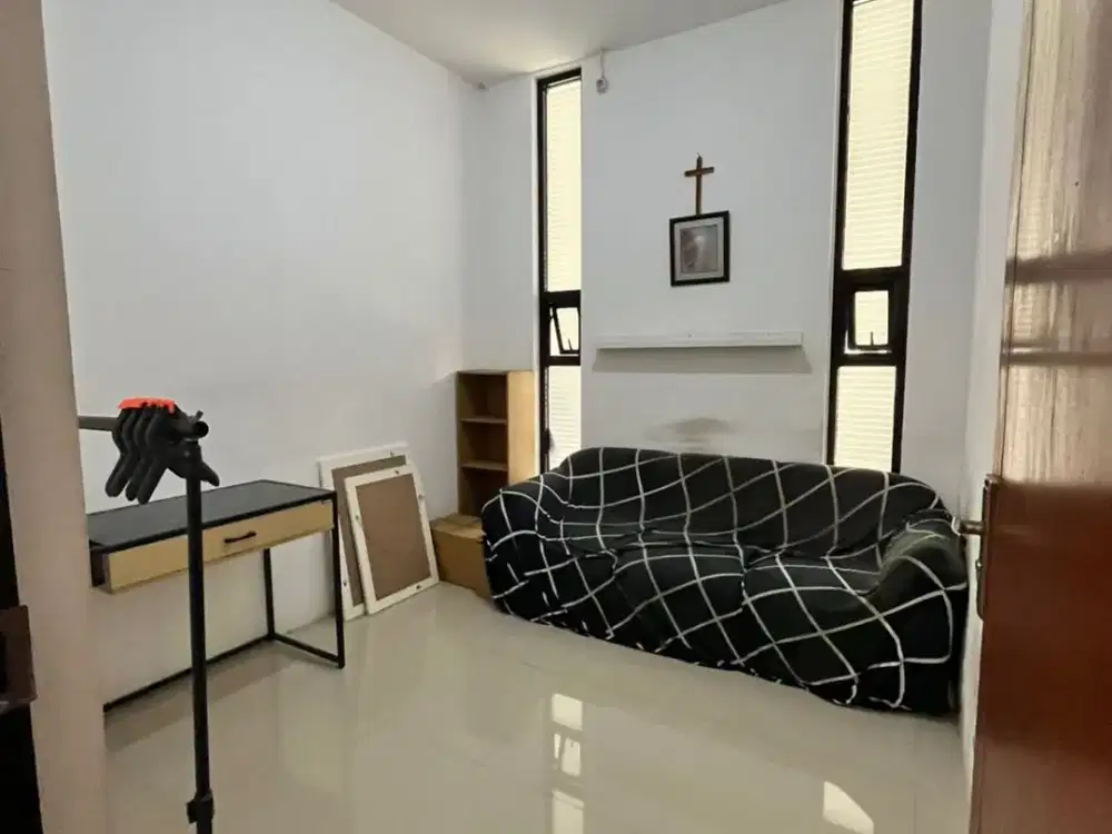 Dijual Rumah di Taman Kopo Indah Bandung Minimalis Terawat